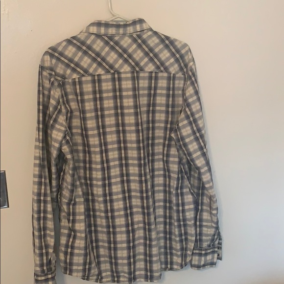 INC Men’s snap button up - Picture 6 of 6